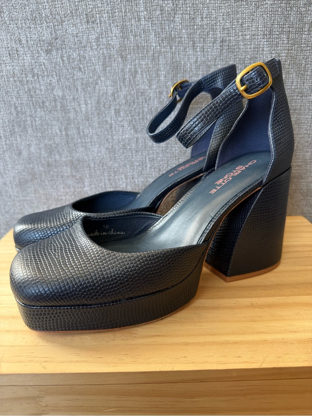 Charlotte Stone Fran Mary Jane Heels 10 Navy Blue Lizard Leather Platform